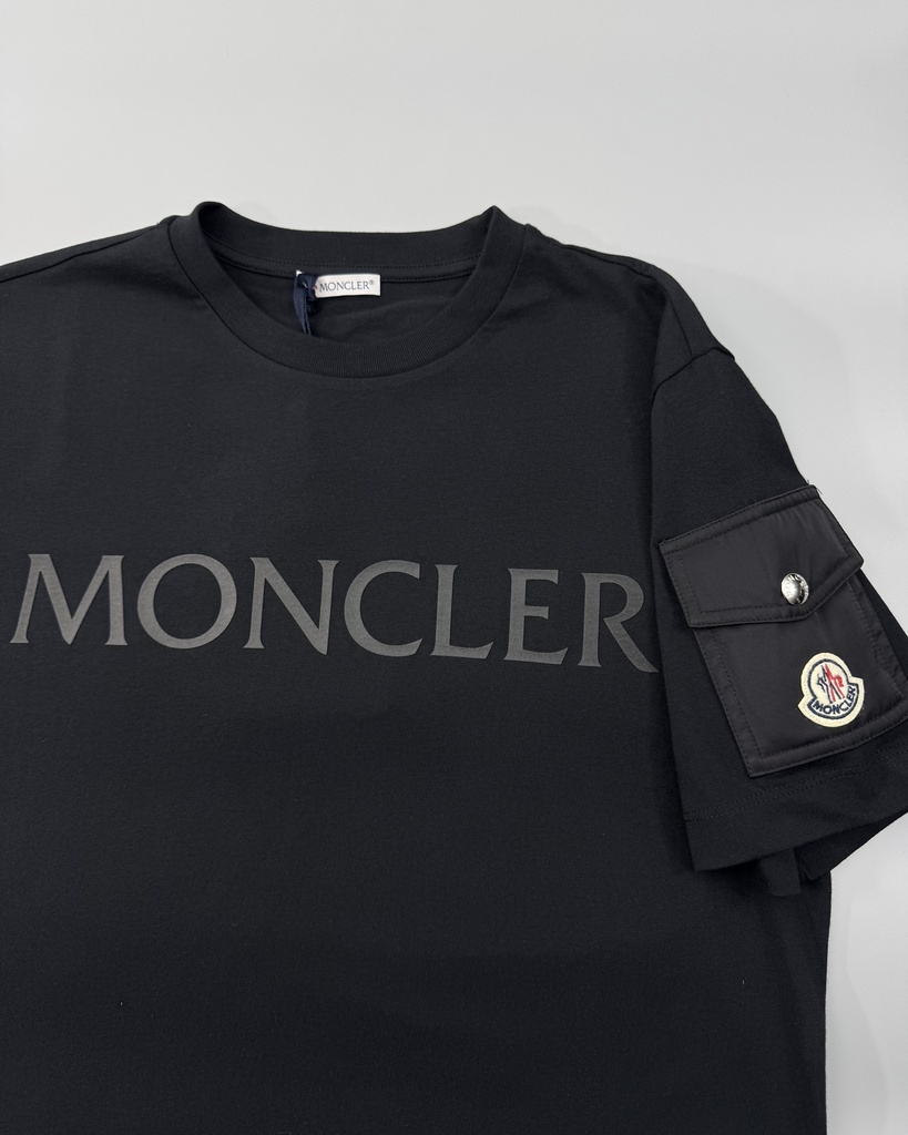 Moncler Logo T-Shirt J20918C000
