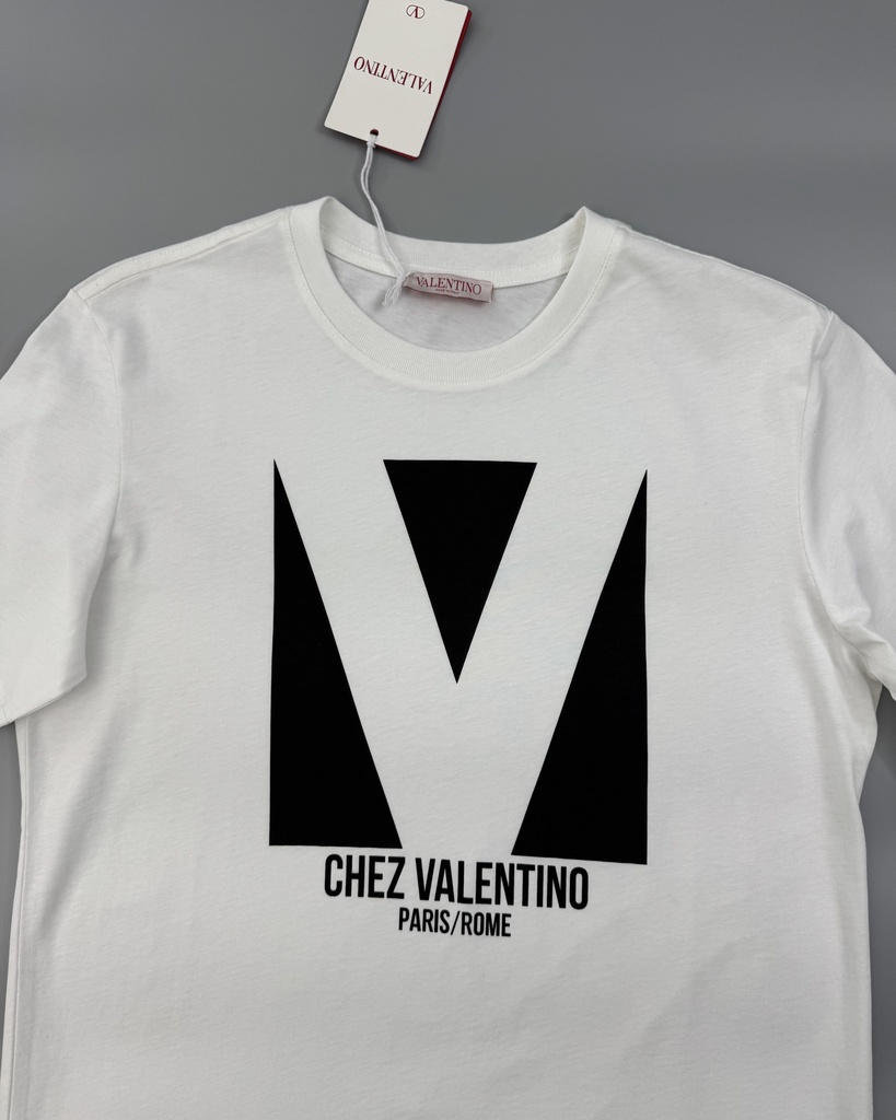 Valentino Front V Print Logo