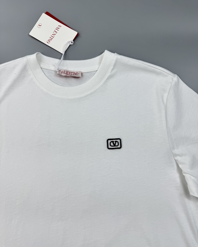 Valentino Small Logo T-shirt 6V3MG10VAQ8