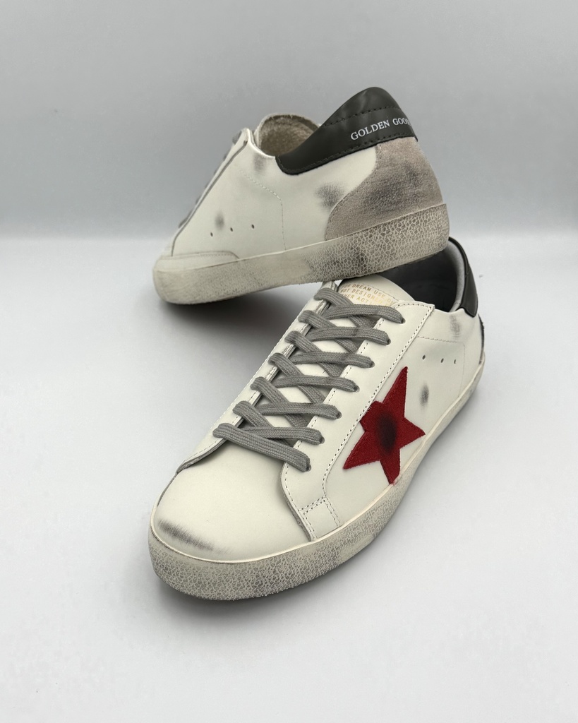Golden Goose Superstar White Red Star