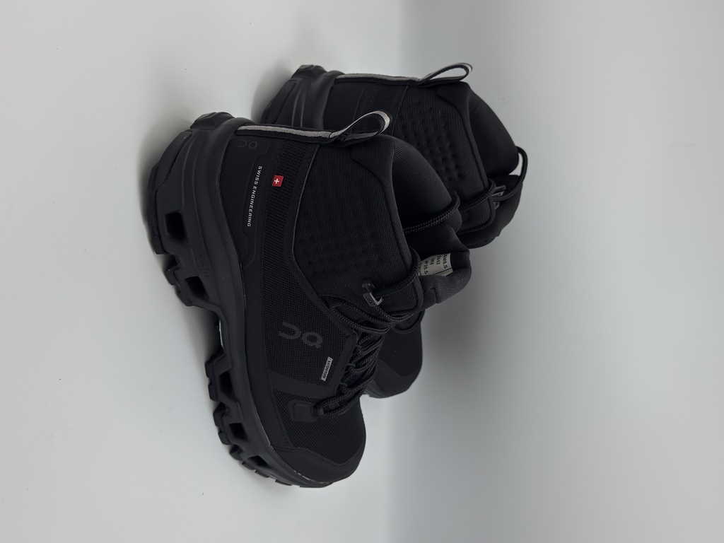 On Cloudrock Mid WP Full Black