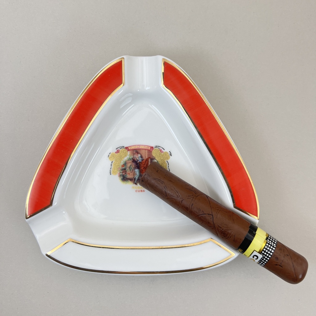 Romeo Juliette Ashtray G-303C